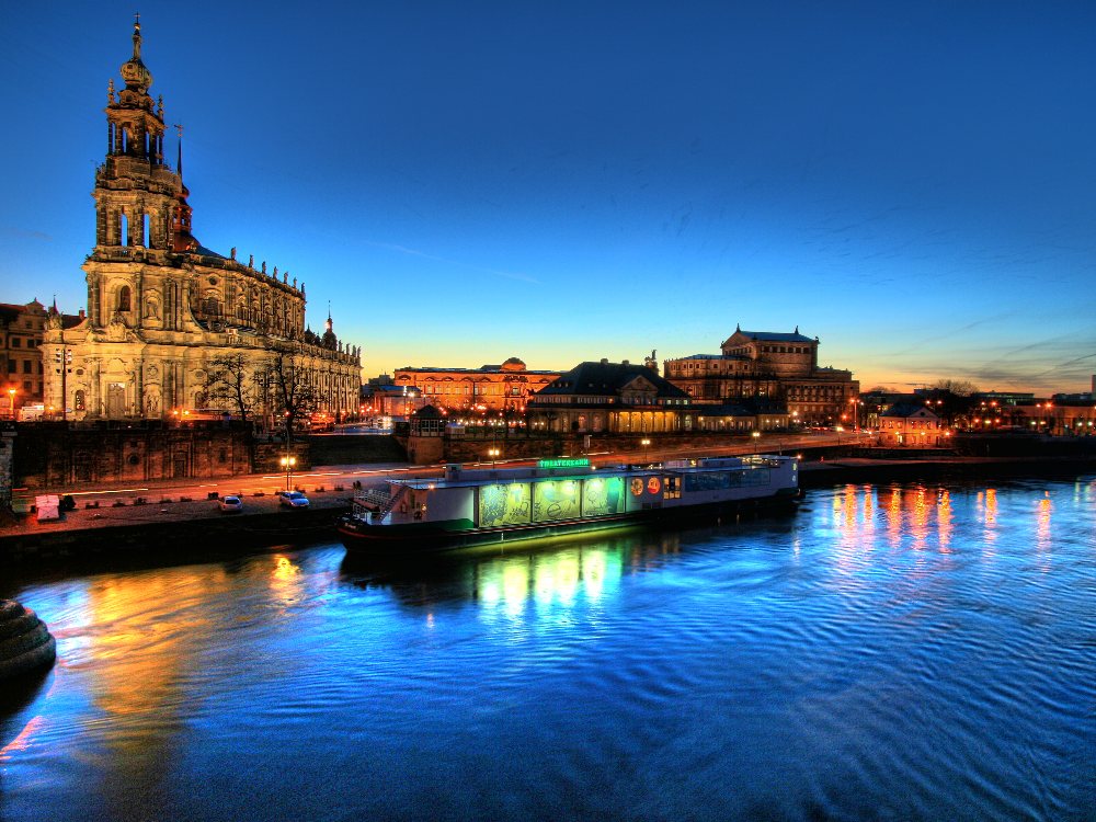 Dresden bei Dämmerung