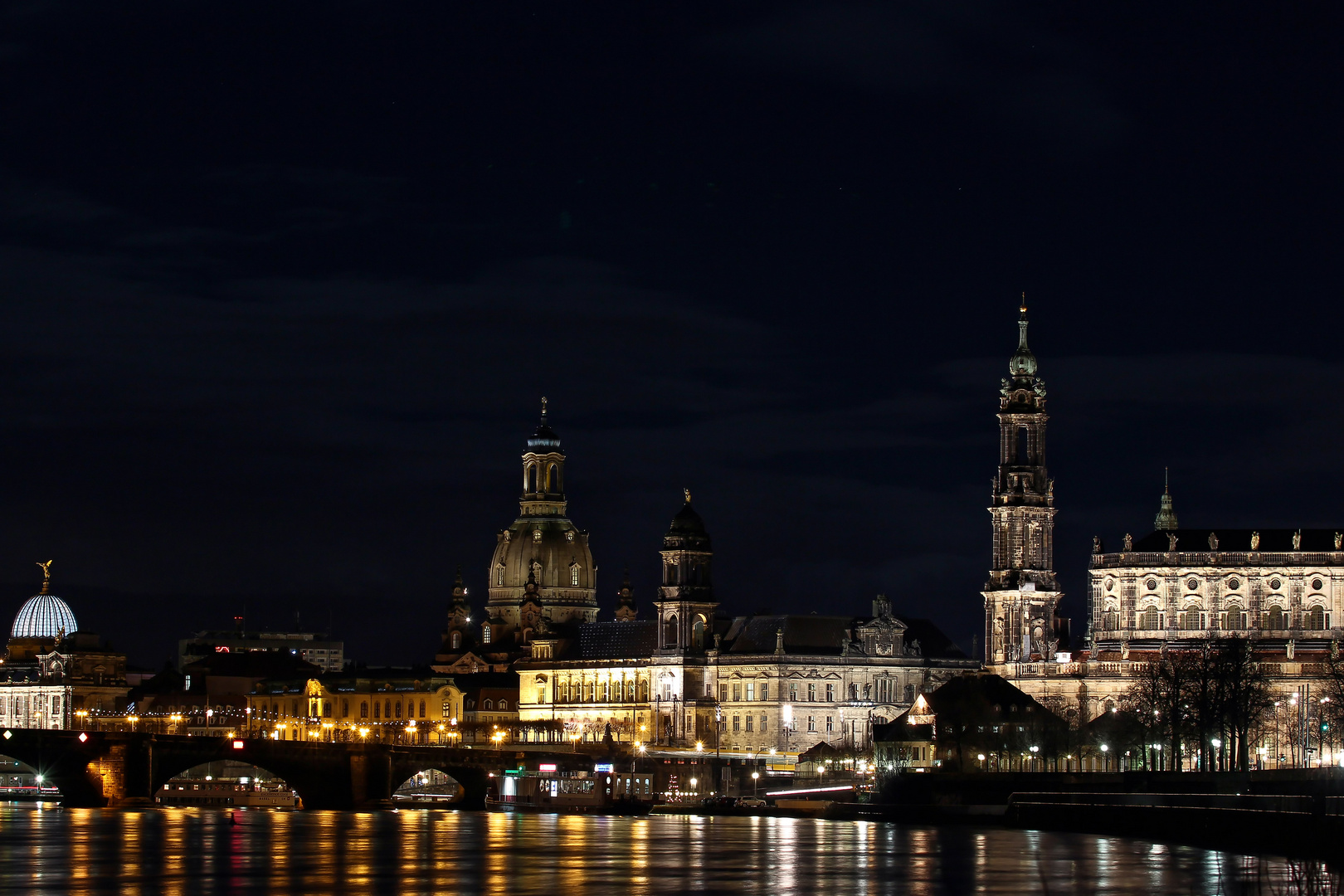 Dresden bei Nacht 01