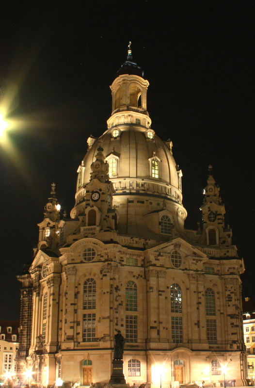 Dresden bei Nacht 2. "Die Frauenkirche"