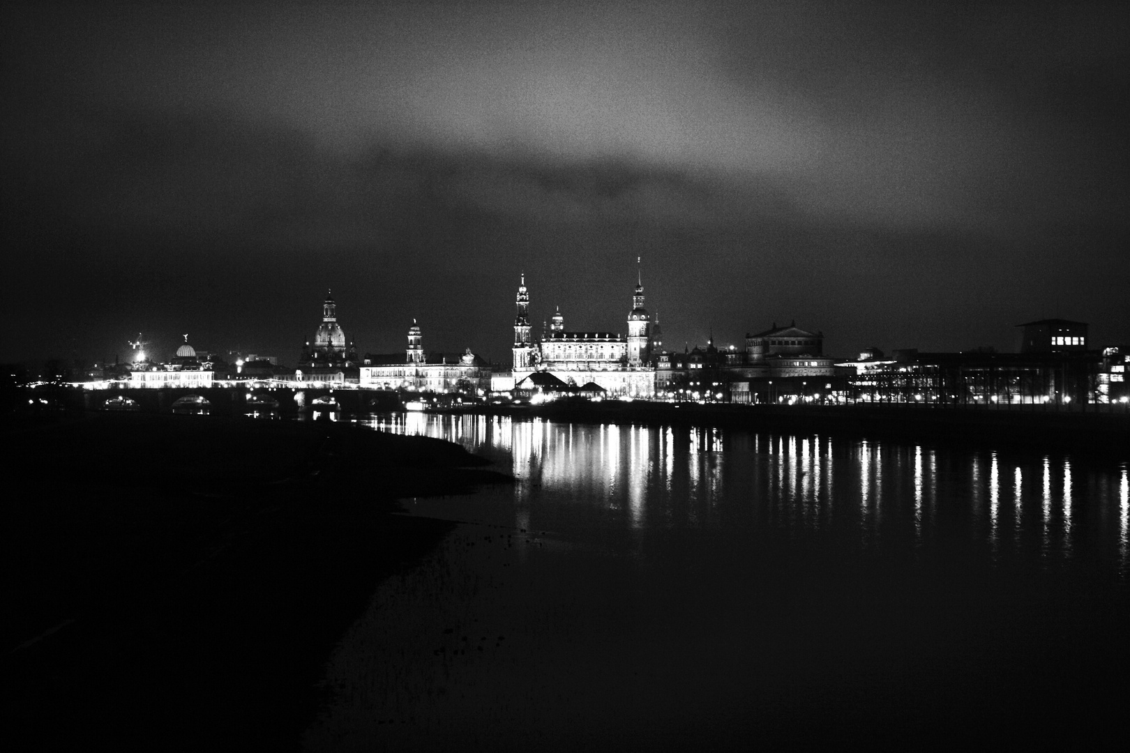 Dresden bei Nacht