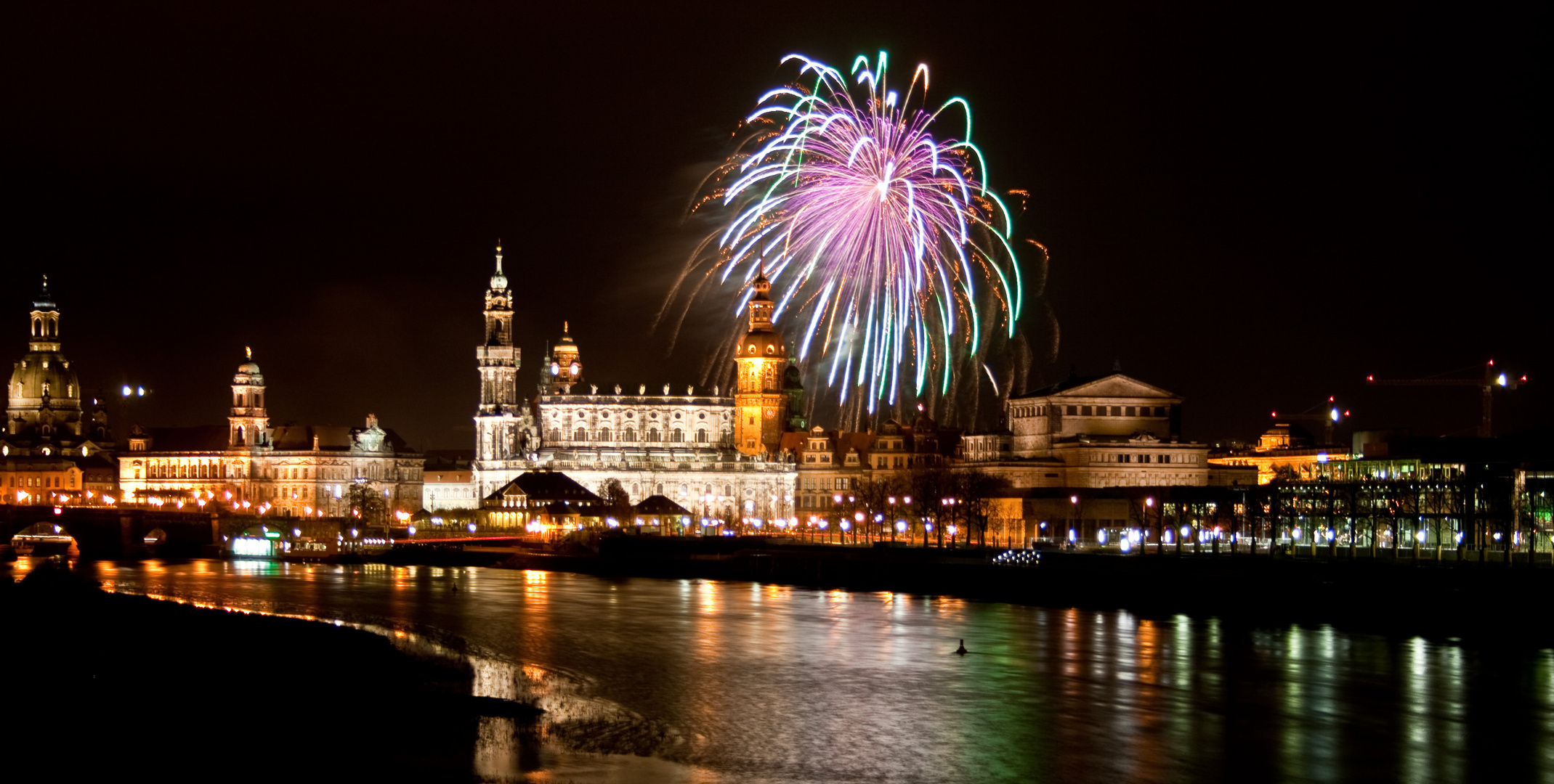 Dresden bei Nacht ...