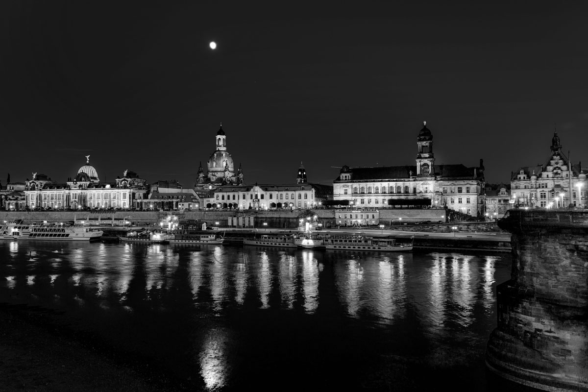 Dresden bei Nacht_sw_1