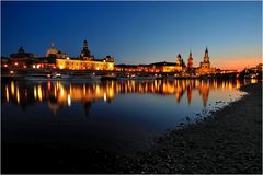 DRESDEN BY NIGHT