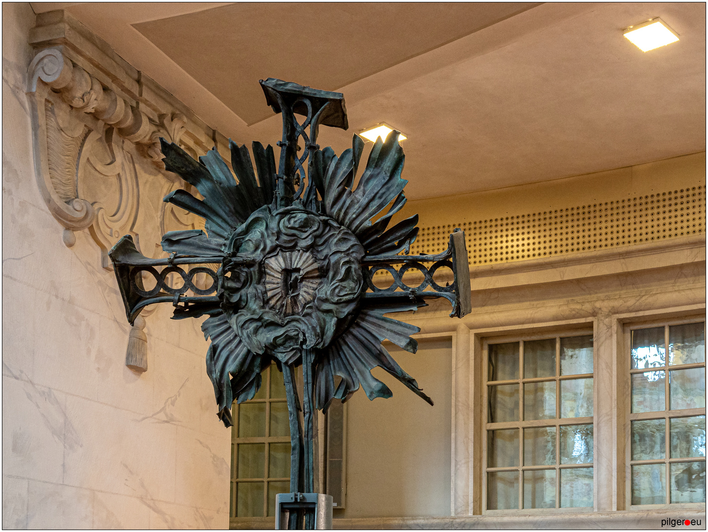 Dresden - Das alte Turmkreuz der Frauenkirche