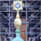 Dresden - Das neue Turmkreuz der Frauenkirche