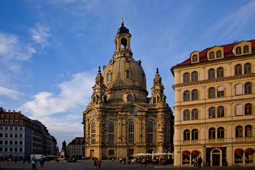 Dresden - die Frauenkirche mit Umgebung!