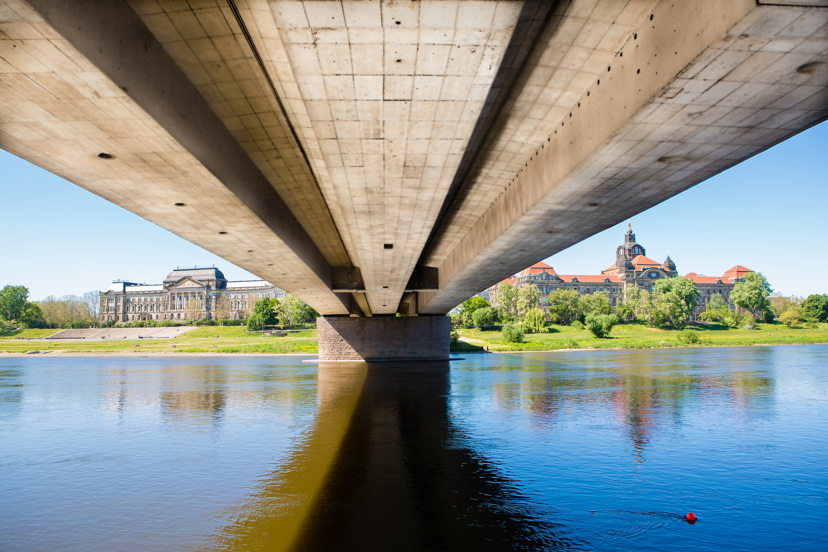 Dresden-Elbbrücke