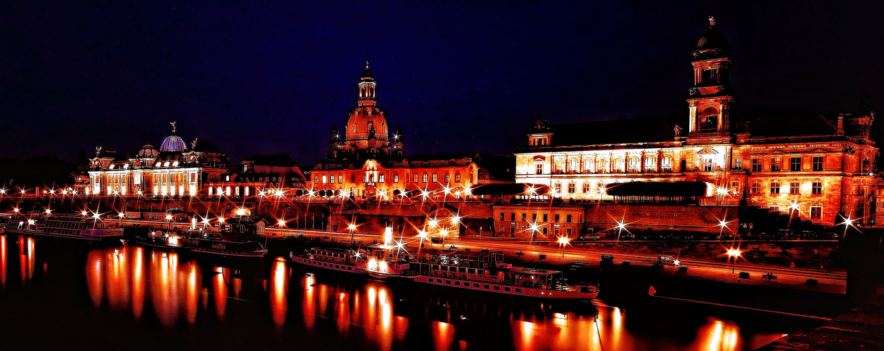 Dresden -  Elbufer am Abend ....