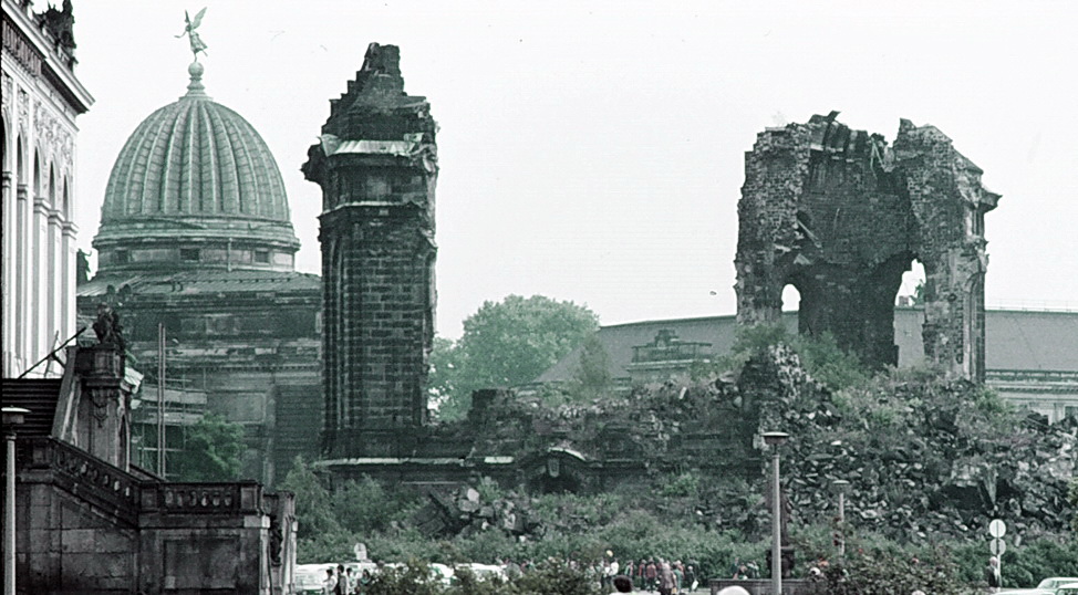 Dresden-Frauenkirche vor dem Wiederaufbau