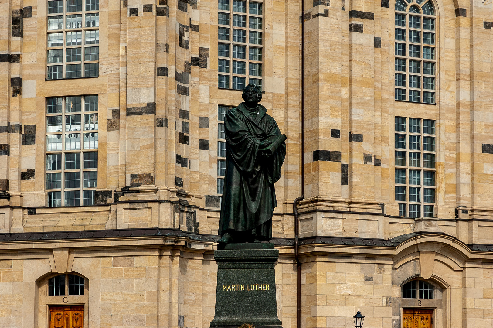 Dresden - Frauenkirche_2 - Denkmal Martin Luther