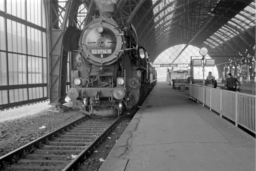 "Dresden Hauptbahnhof ... Alles aussteigen, dieser Zug endet hier"