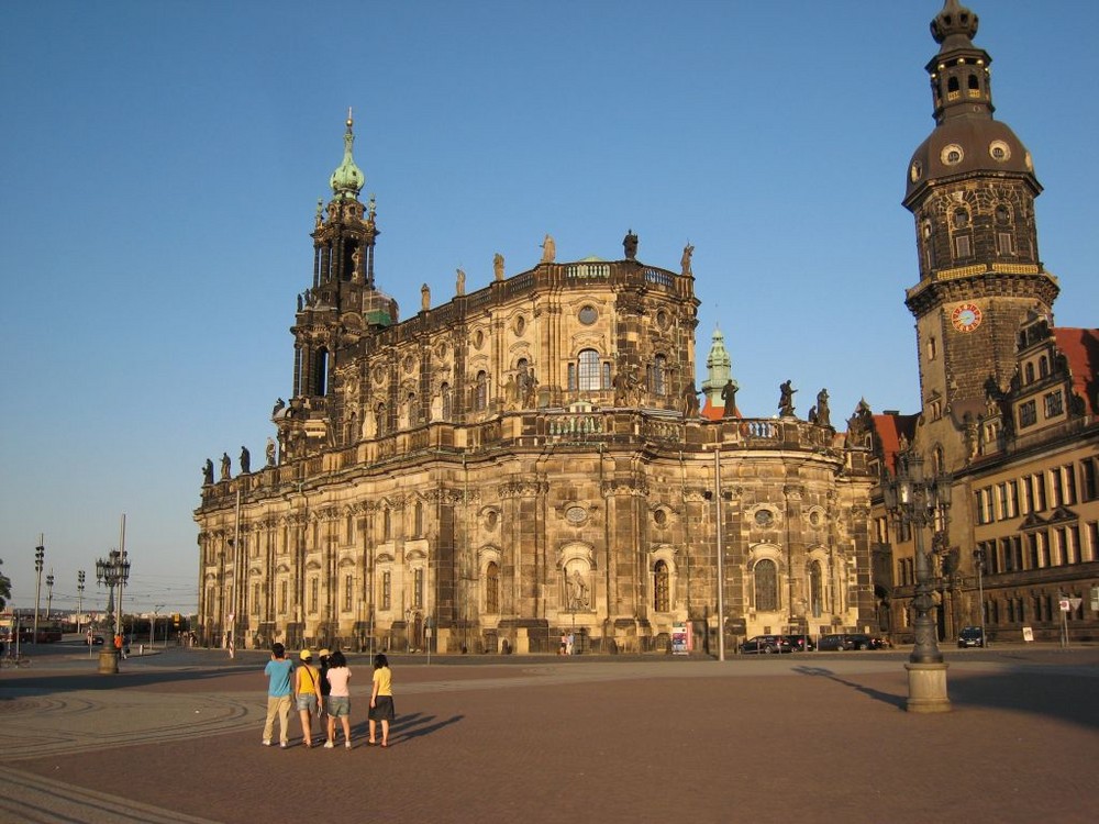 Dresden Hofkirche und Hausmannsturm