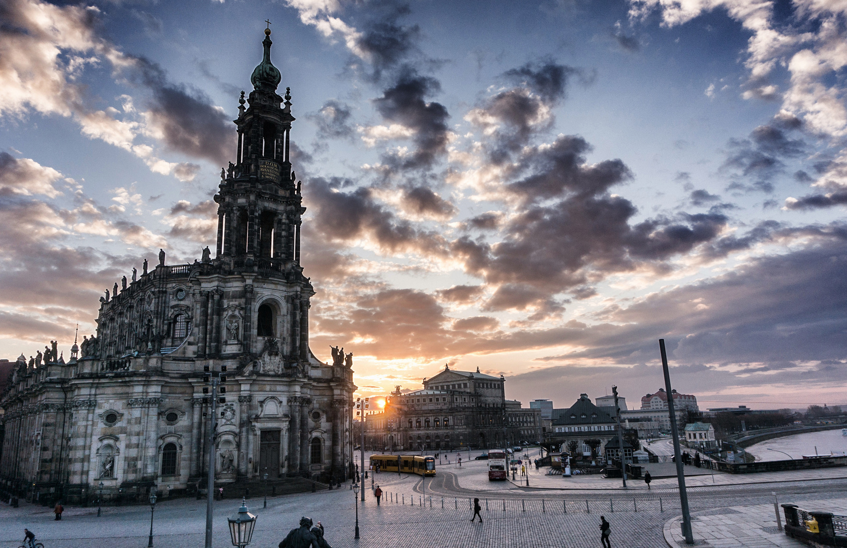 Dresden im Abendlicht