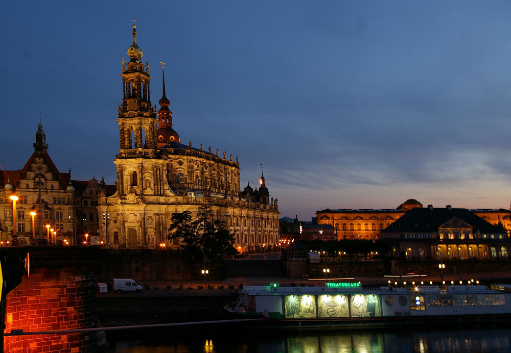 Dresden in der Dämmerung