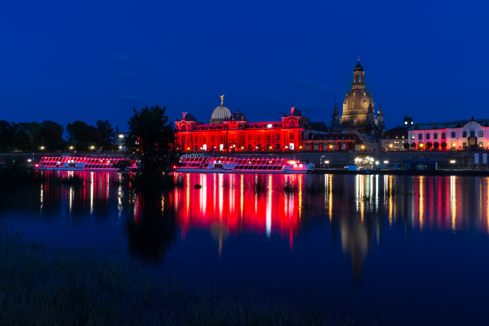 Dresden in rot