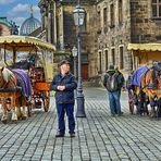 Dresden - Kutscher vor der Hofkirche -