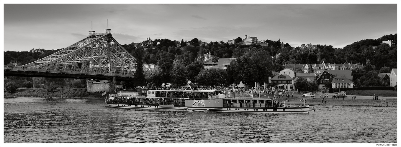 Dresden - Loschwitz Dampfschiff