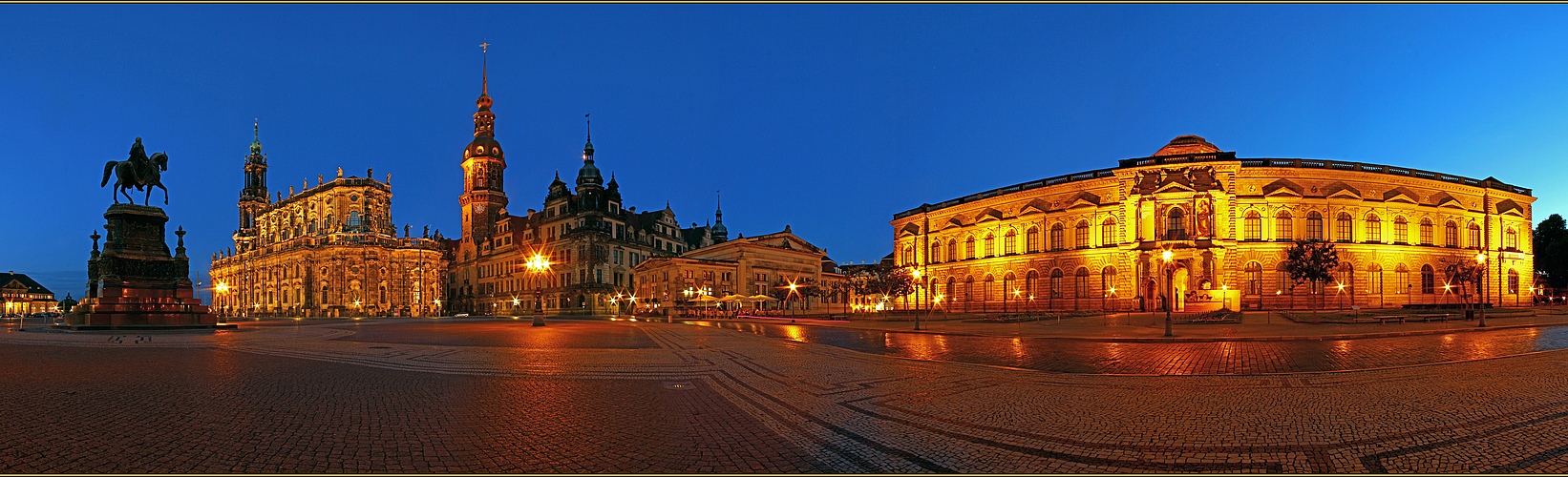 Dresden @ Night