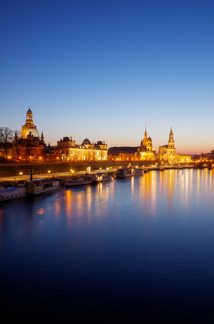 Dresden @ night