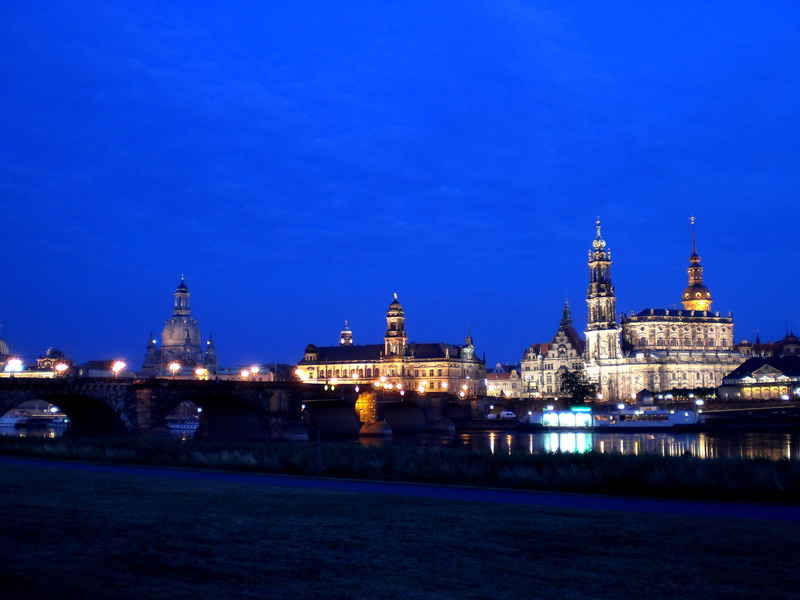 Dresden @ Night - Canaletto Blick