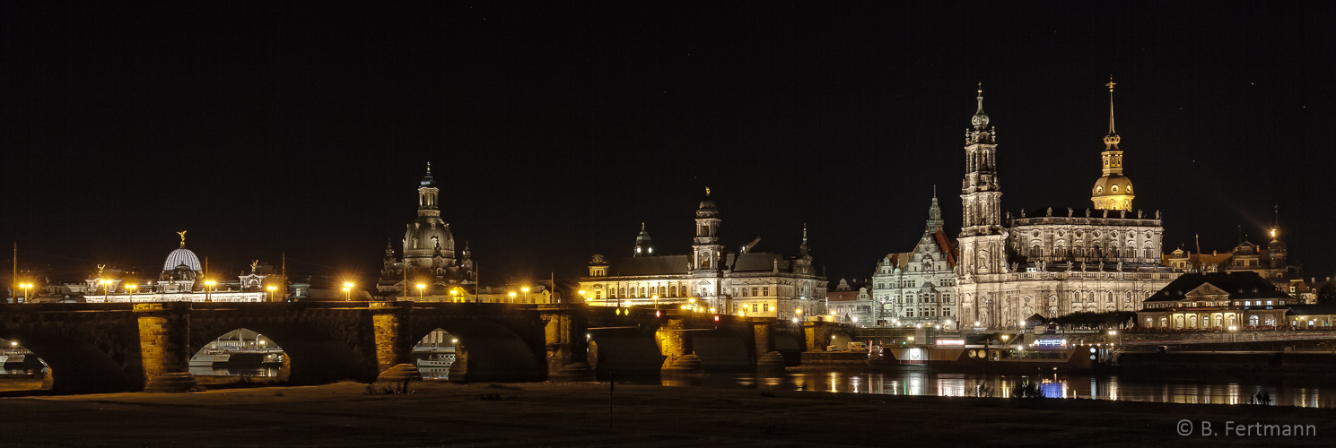 Dresden-Panorama bei Nacht