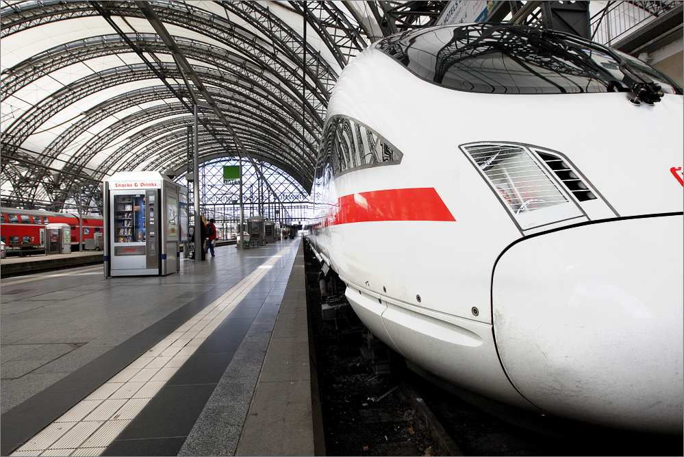 DRESDEN RAILWAY STATION