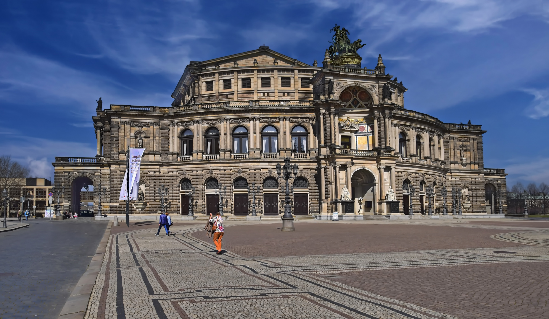 Dresden   - Semperoper 