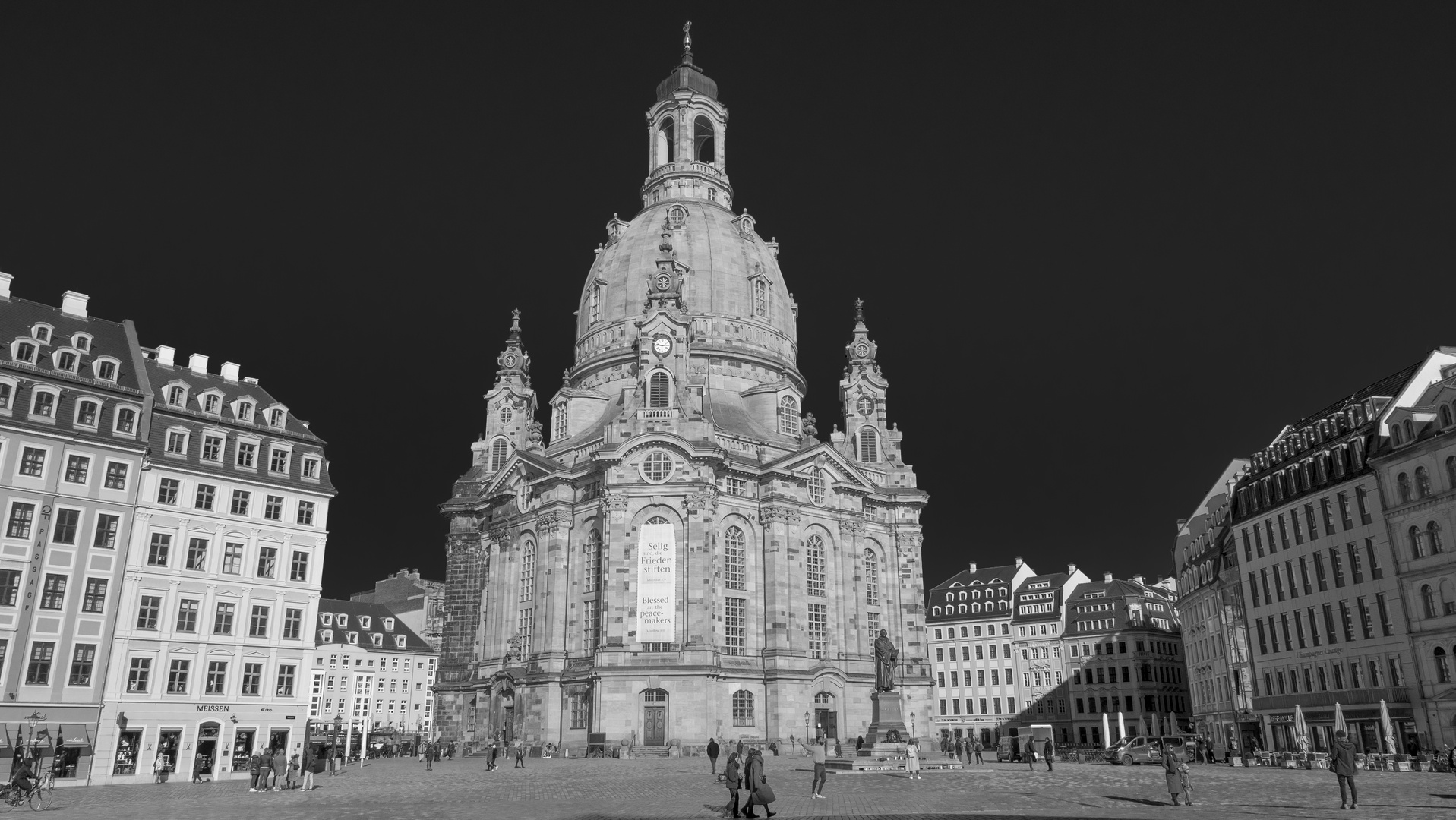 Dresden sw Frauenkirche Neumarkt