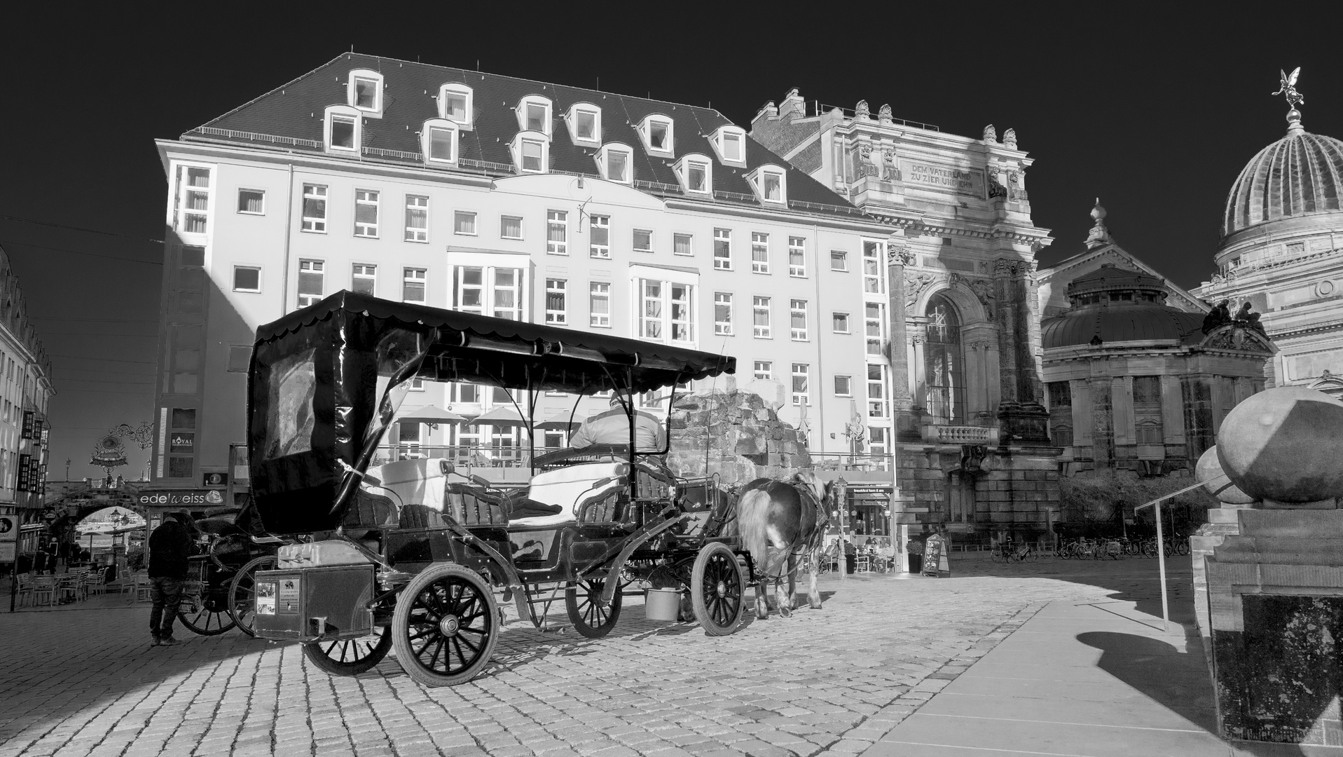 Dresden sw Neumarkt Blick Kunstakademie