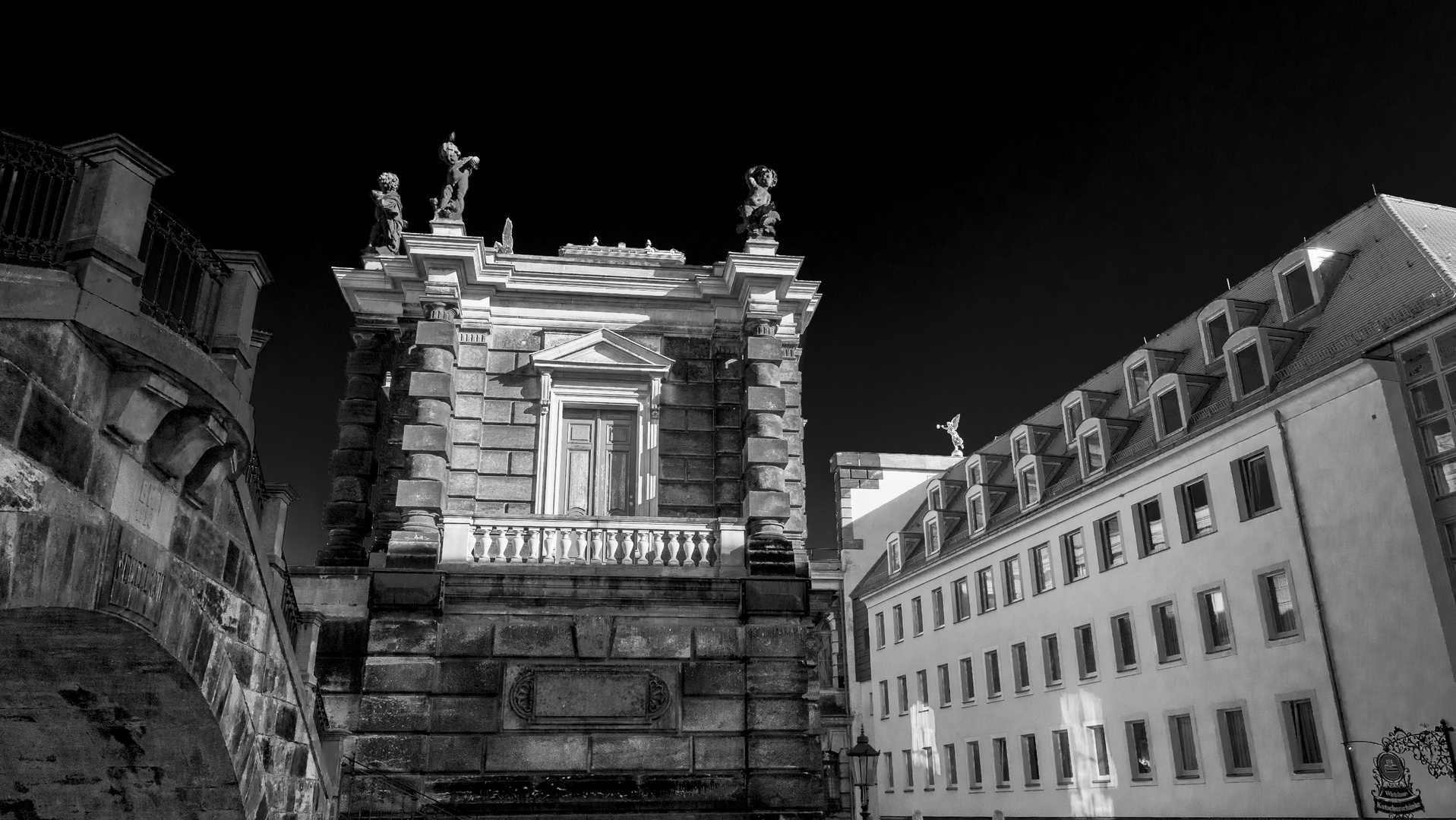 Dresden sw Seitenansicht Kunstakademie