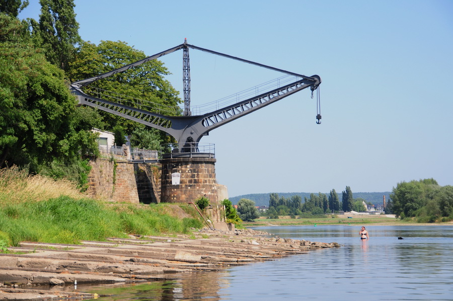 Dresden Übigau- Uferkran mit Slipanlage 2015