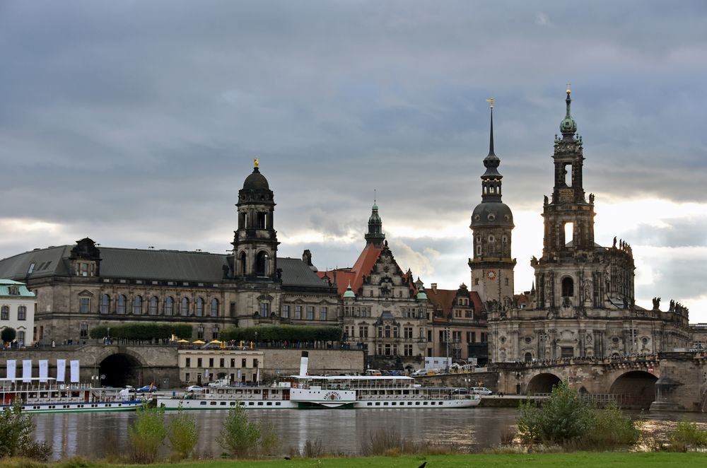 Dresden vom Elbufer