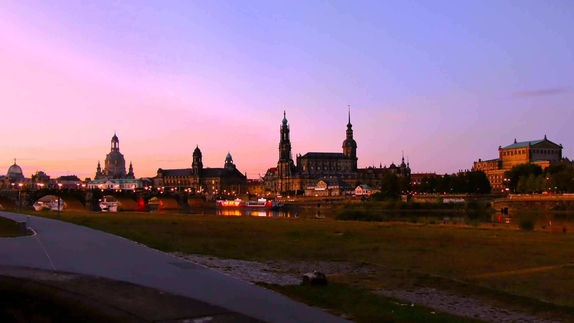 Dresden - Wenn de zeidsch genug off stehsd! I