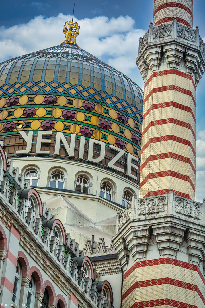 Dresden: Yenidze, die besondere Zigarettenfabrik.