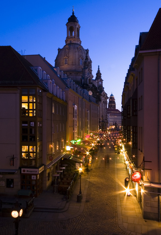 Dresden - zur "Blauen Stunde" am 13.Febr.2009...
