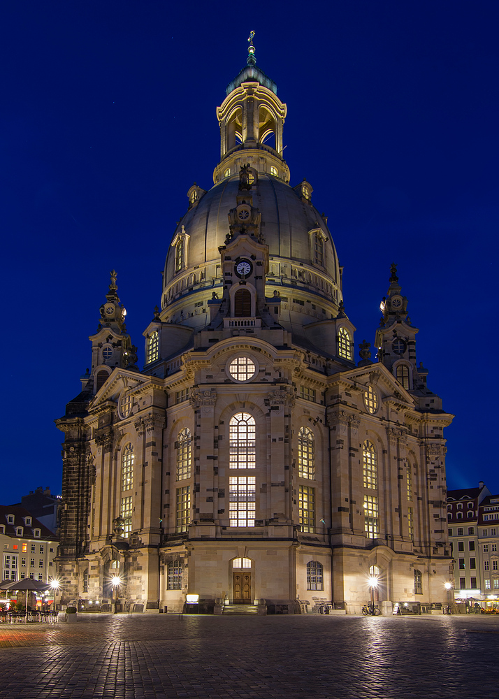 Dresdener Frauenkirche am Abend