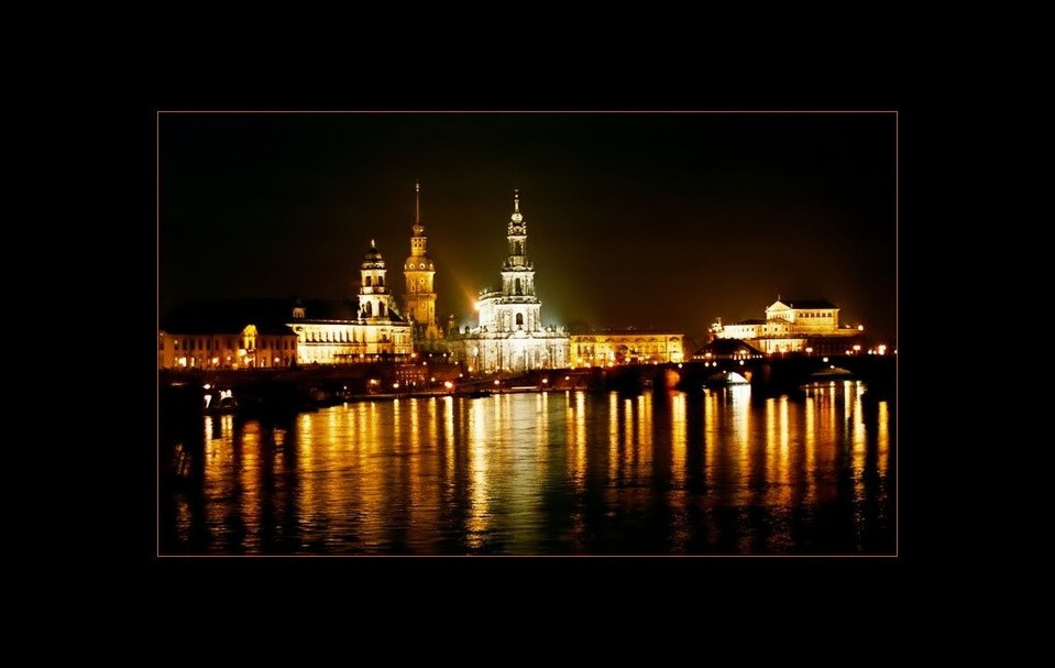 ° dresden@night