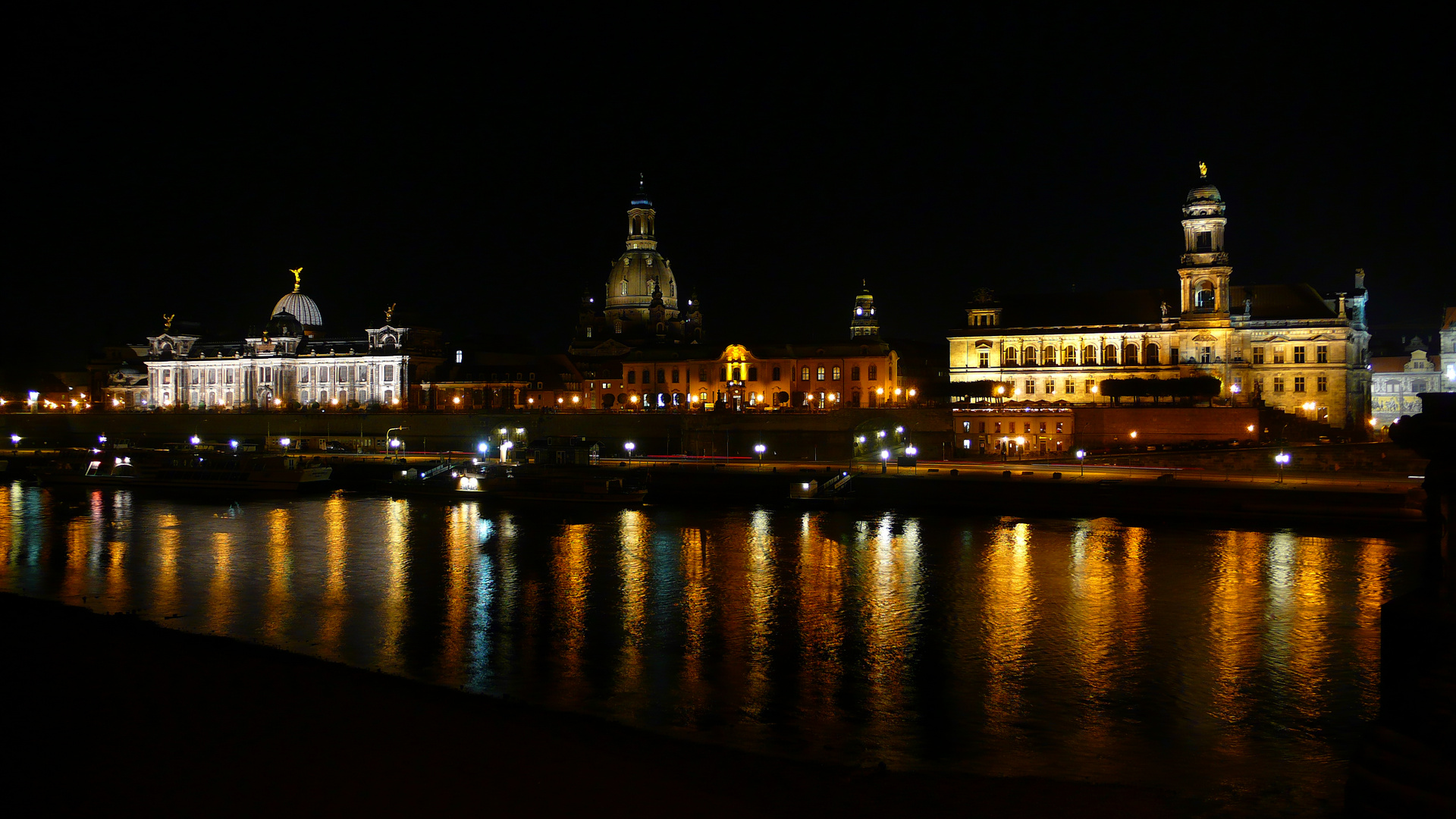 Dresdenpanorama bei Nacht