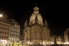 Dresdner Frauenkirche bei Nacht