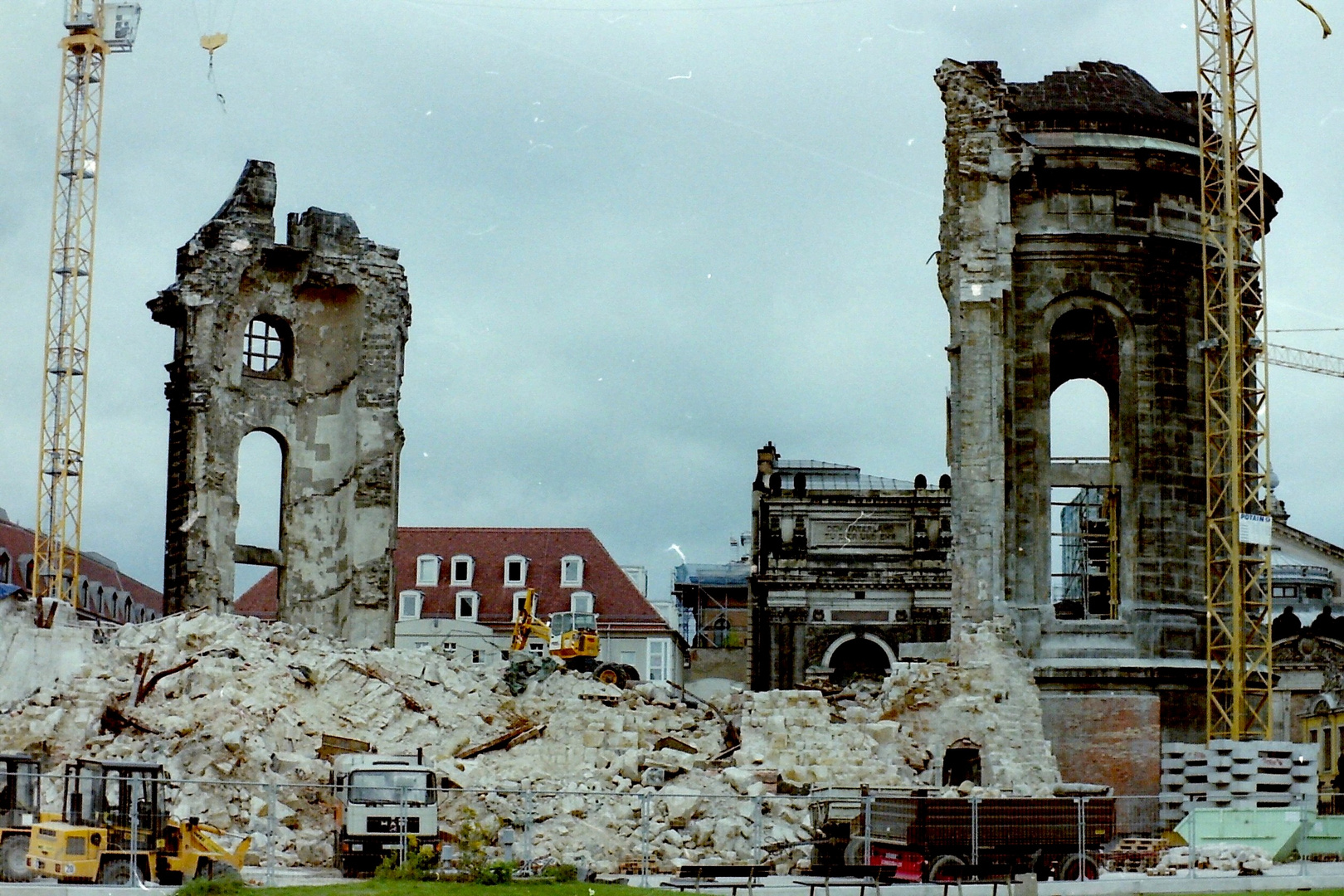 Dresdner Frauenkirche, September 1993