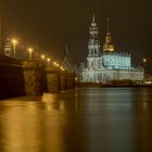 Dresdner Hofkirche, bei Hochwasser