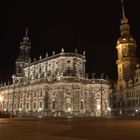 Dresdner Hofkirche bei Nacht