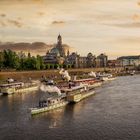 Dresdner Riverboat-Shuffle mit den Schaufelrad-Dampfern