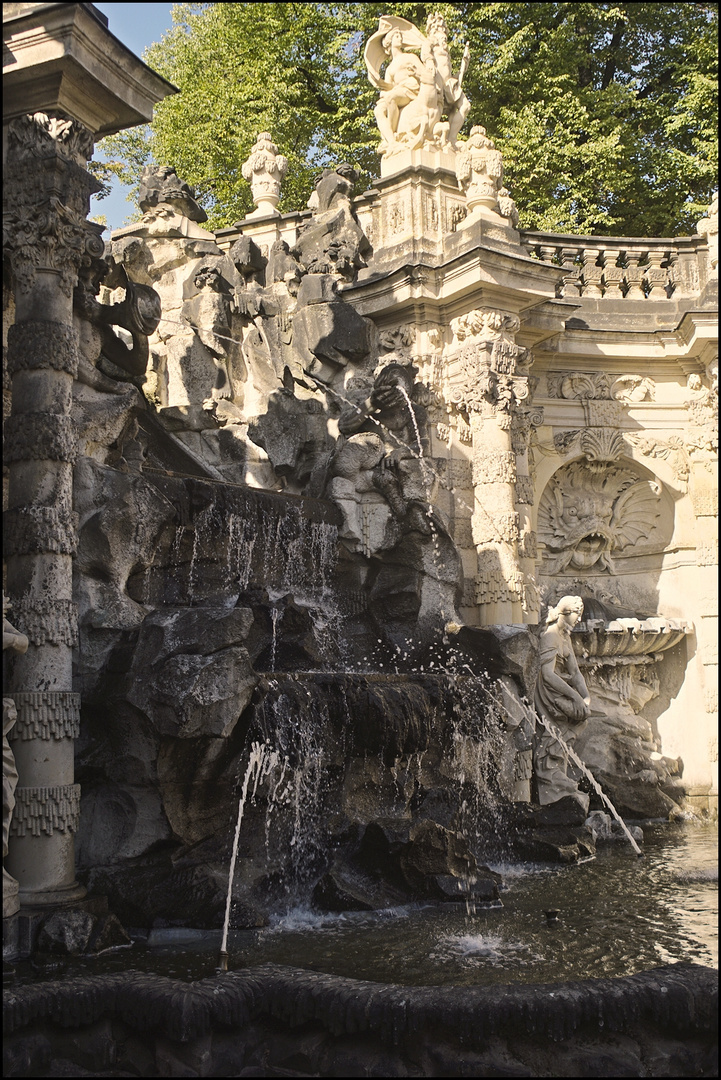 Dresdner Sichten 7 - Der Nymphenbrunnen