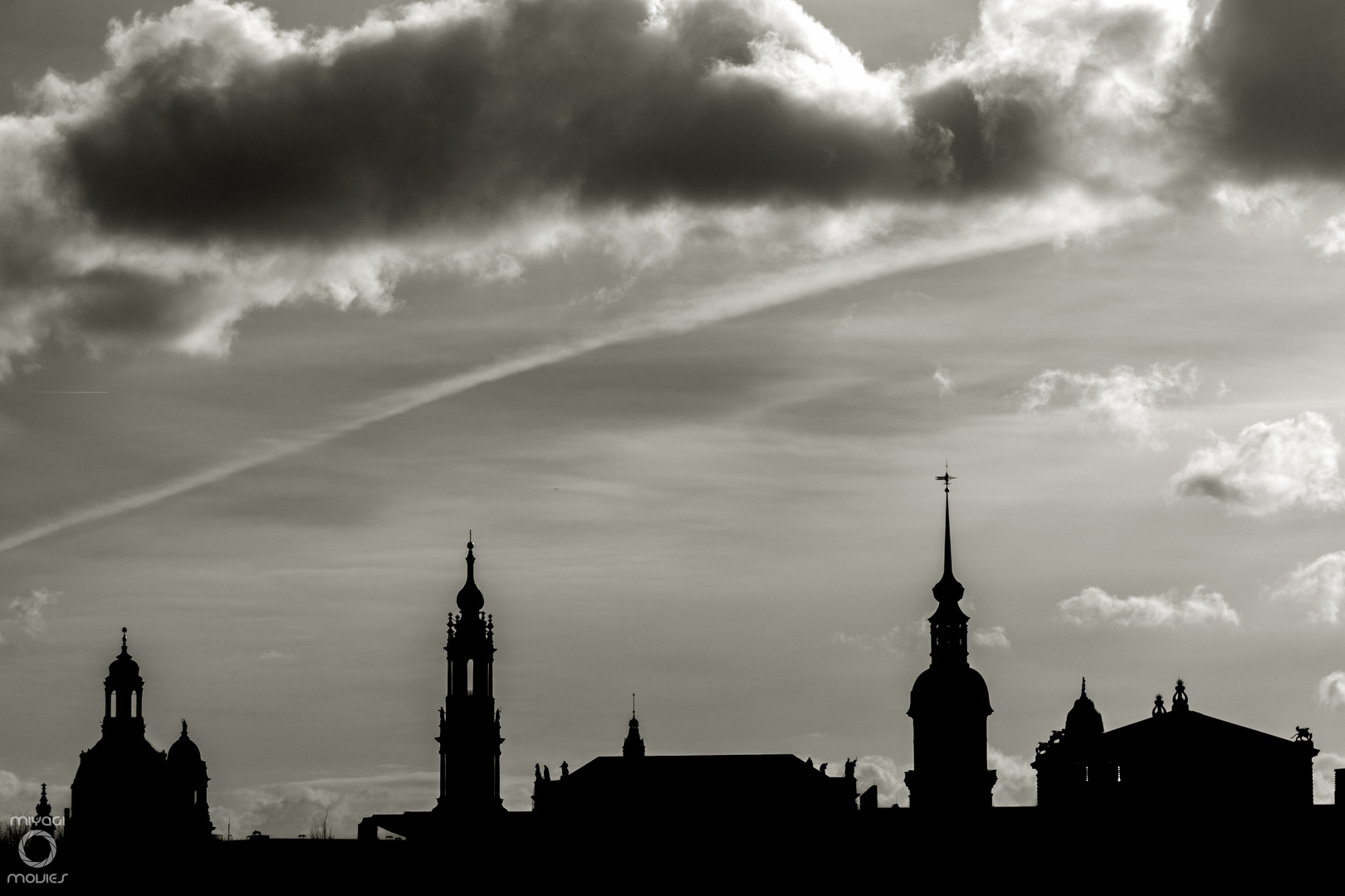 dresdner skyline im scherenschnitt