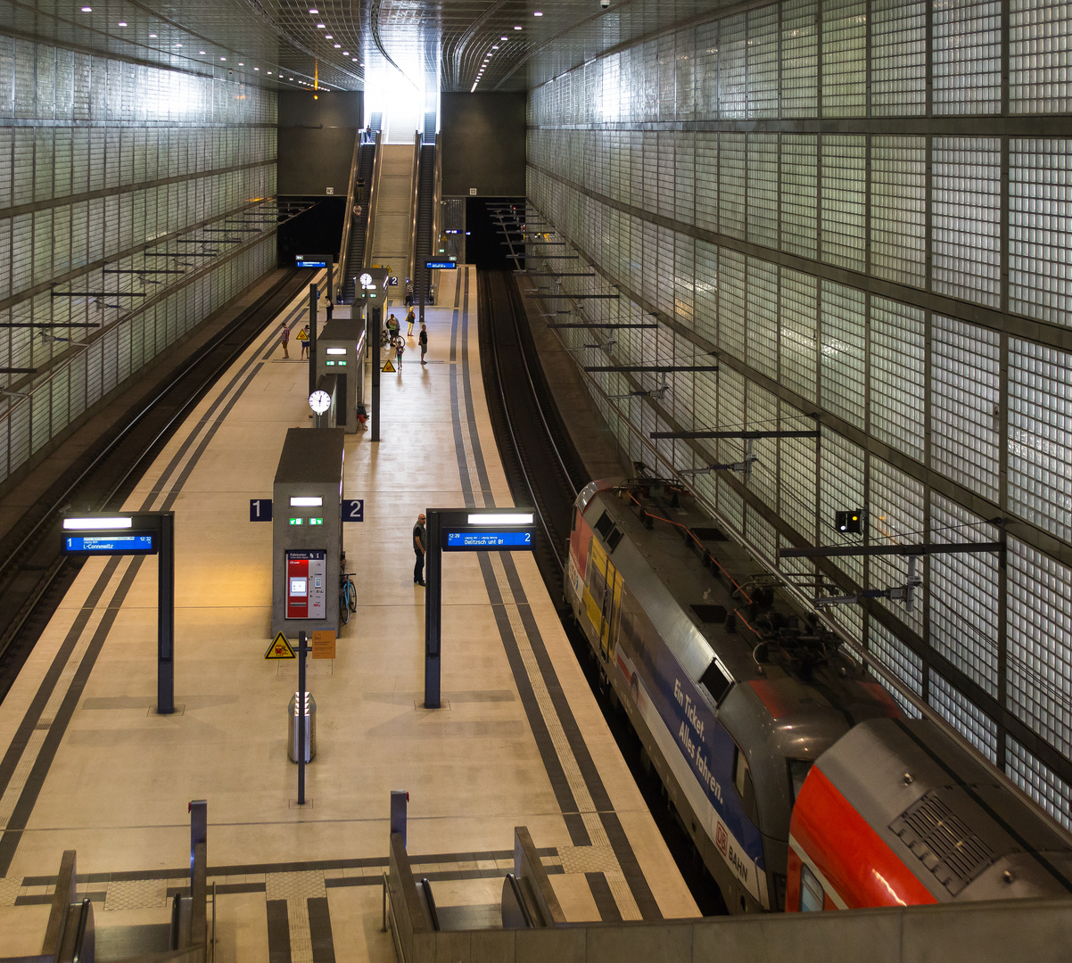 Dresdner Werbelok im Citytunnel Leipzig