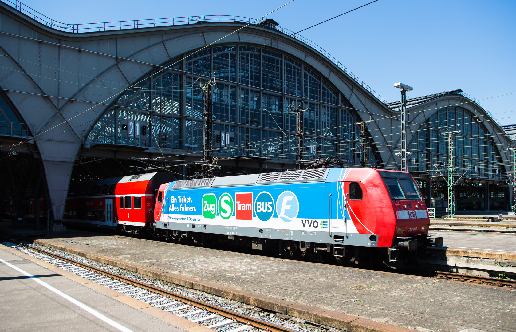 Dresdner Werbelok in Leipzig Hbf