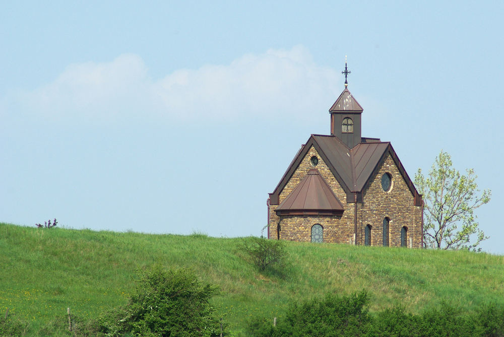 Droben stehet die Kapelle ...