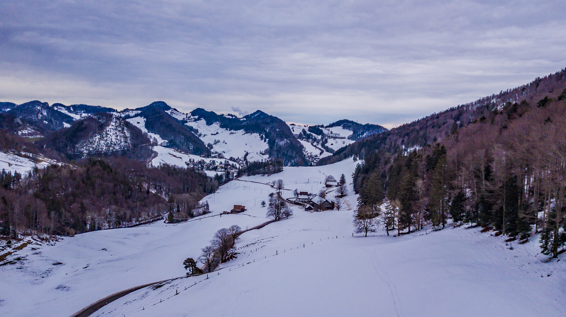 Drohnenflug von der Breitehöchi (Solothurn)