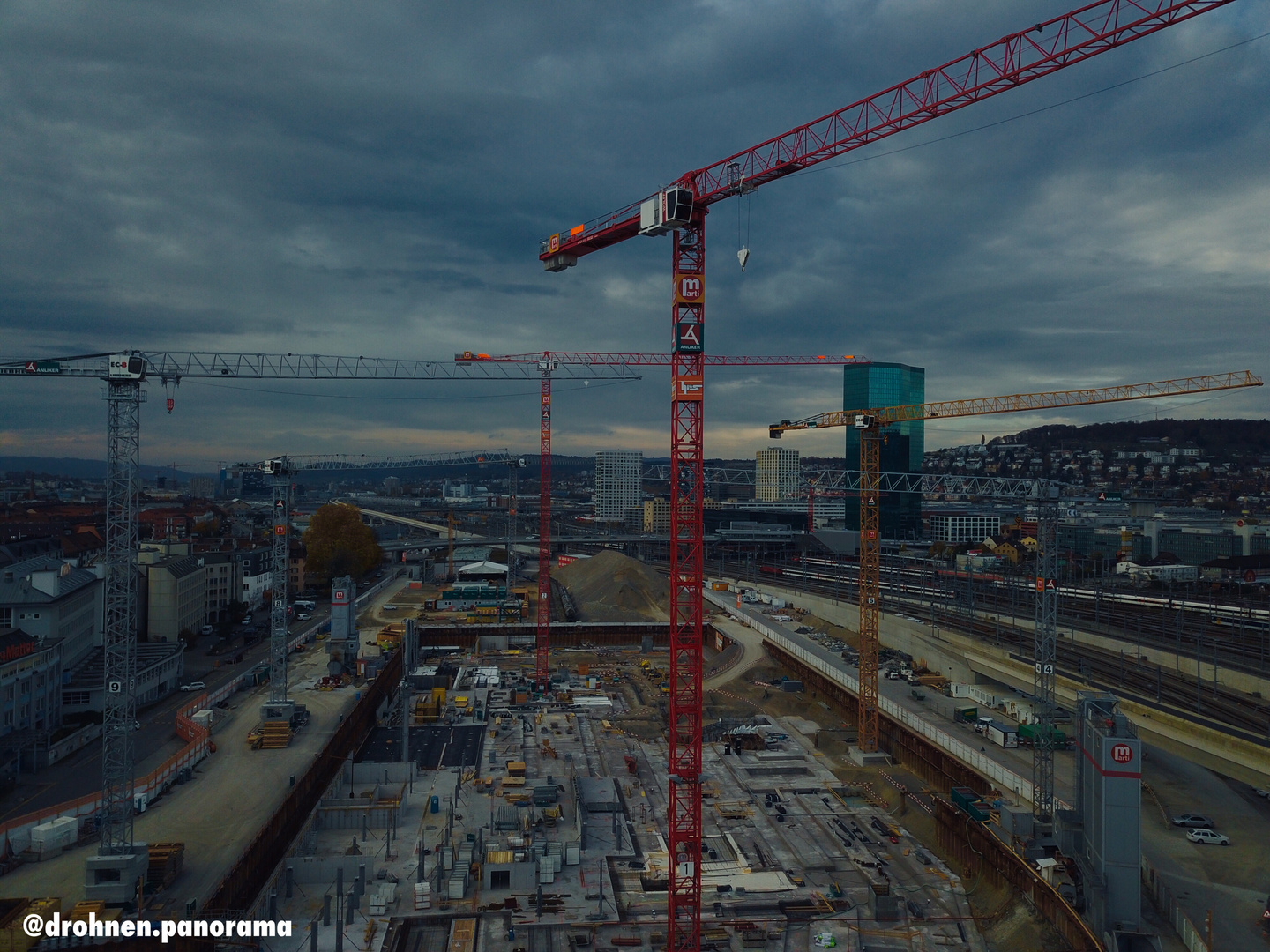 DrohnenPanorama — Flug über Zürich